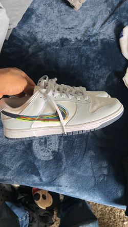 Nike dunks size 10