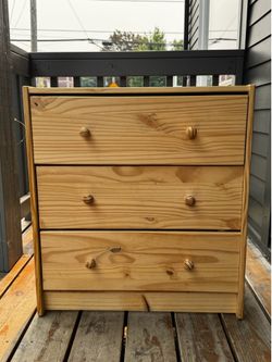 Mini dresser