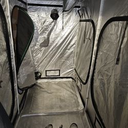 Vivosun 4 Wide By 8 Foot Lond Grow Tent