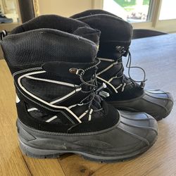 Arctic Shield Men’s Snow boots  / Size 11M