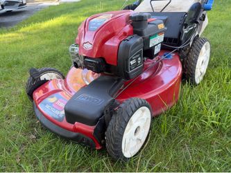 Like new toro lawnmower with strong engine and bagger
