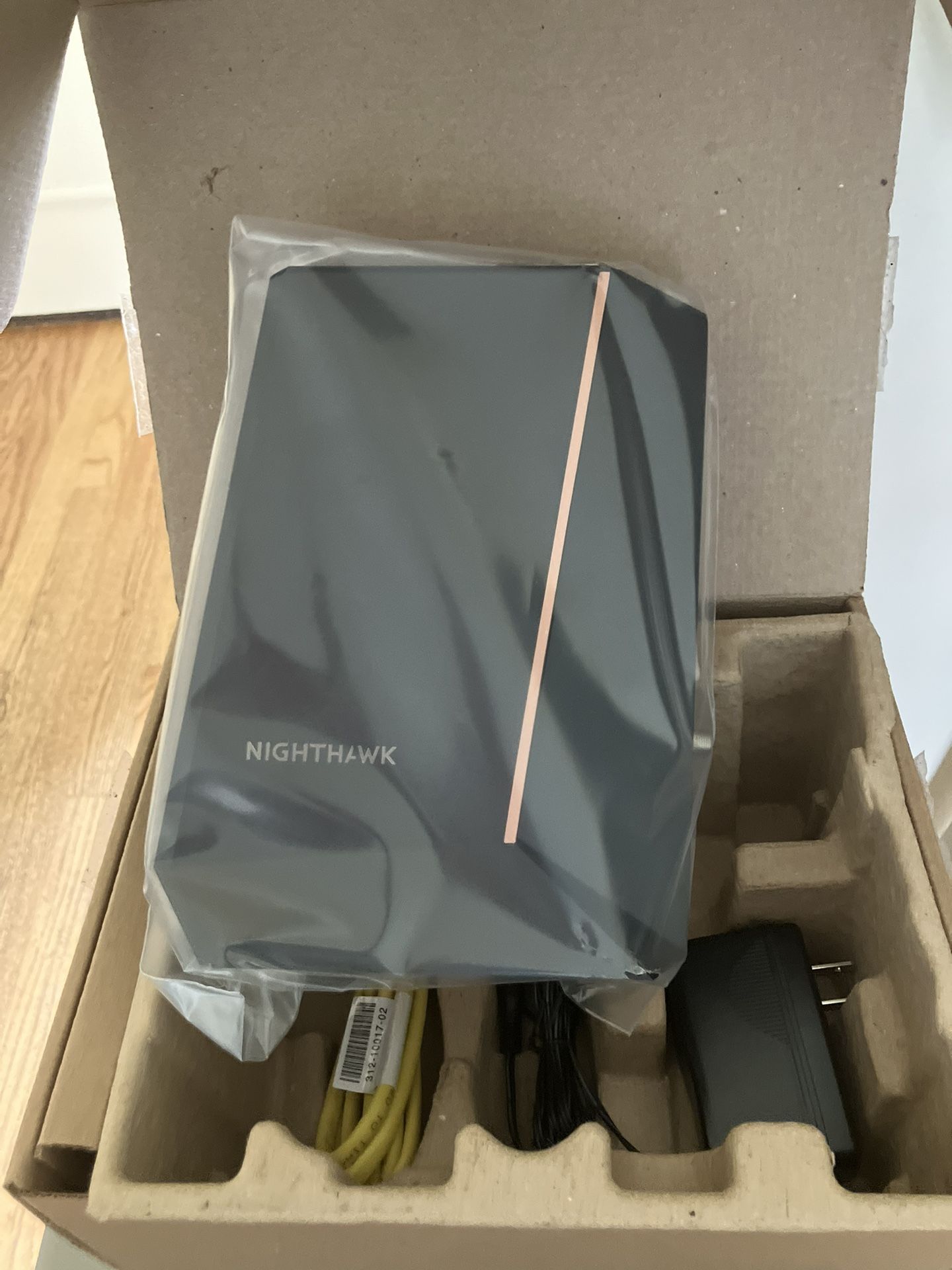 **New In The Box** Netgear Nighthawk CM2000 Multi gig Cable Modem CM2000