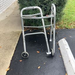 Foldable Walker 
