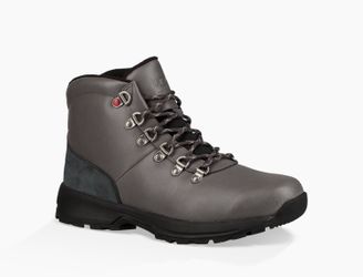 Brand new UGG waterproof skeepskin boot (size7.5)