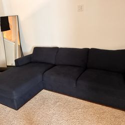 Sectional Dark blue 