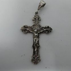 .925 Sterling Silver Crucifix Pendant