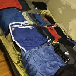 30 Pairs Of Men’s Shorts Ava Now Size Small Medium Large 