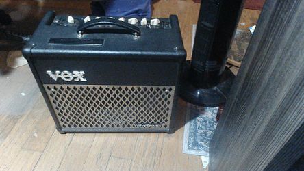 VOX VT15 VALVETRONIX - FOR PARTS / NOT WORKING - $25 OBO