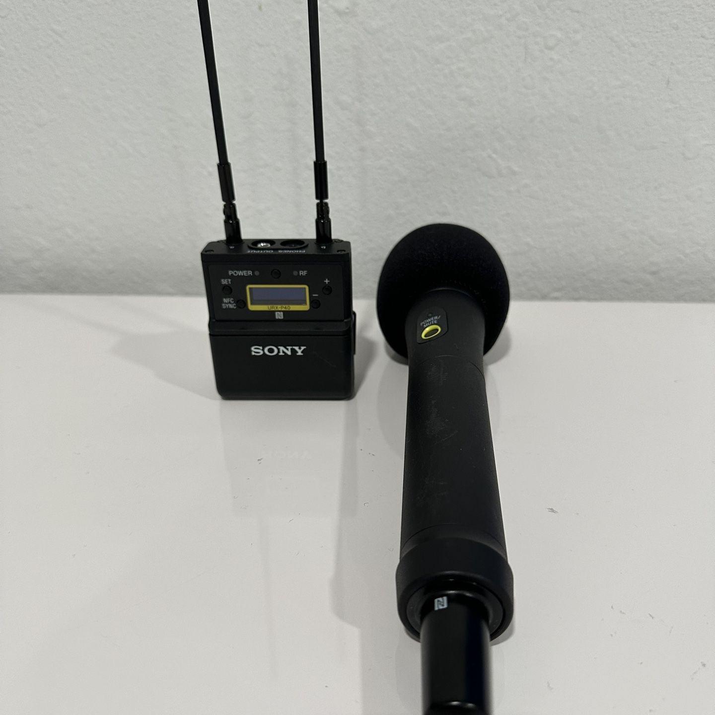 Sony UWP-D22 Handheld Microphone System