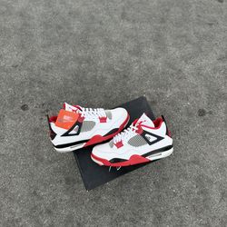 Jordan 4 Fire Red Size 13 Men Worn Once