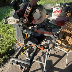 Ridgid 10in Miter Saw With Stand $450
