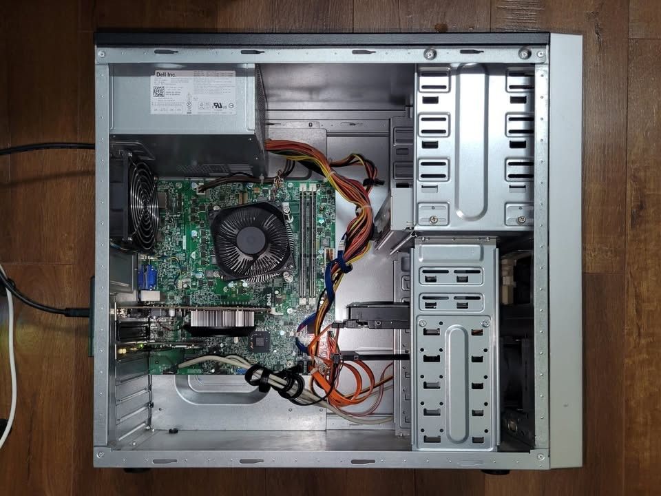 Full Office Set-up (Dell Inspiron 620): i7-2600S + 16GB RAM + GTX 750 Ti