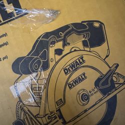 Dewalt Circular Saw