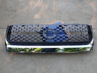 2014-2017 Toyota Tundra Grille