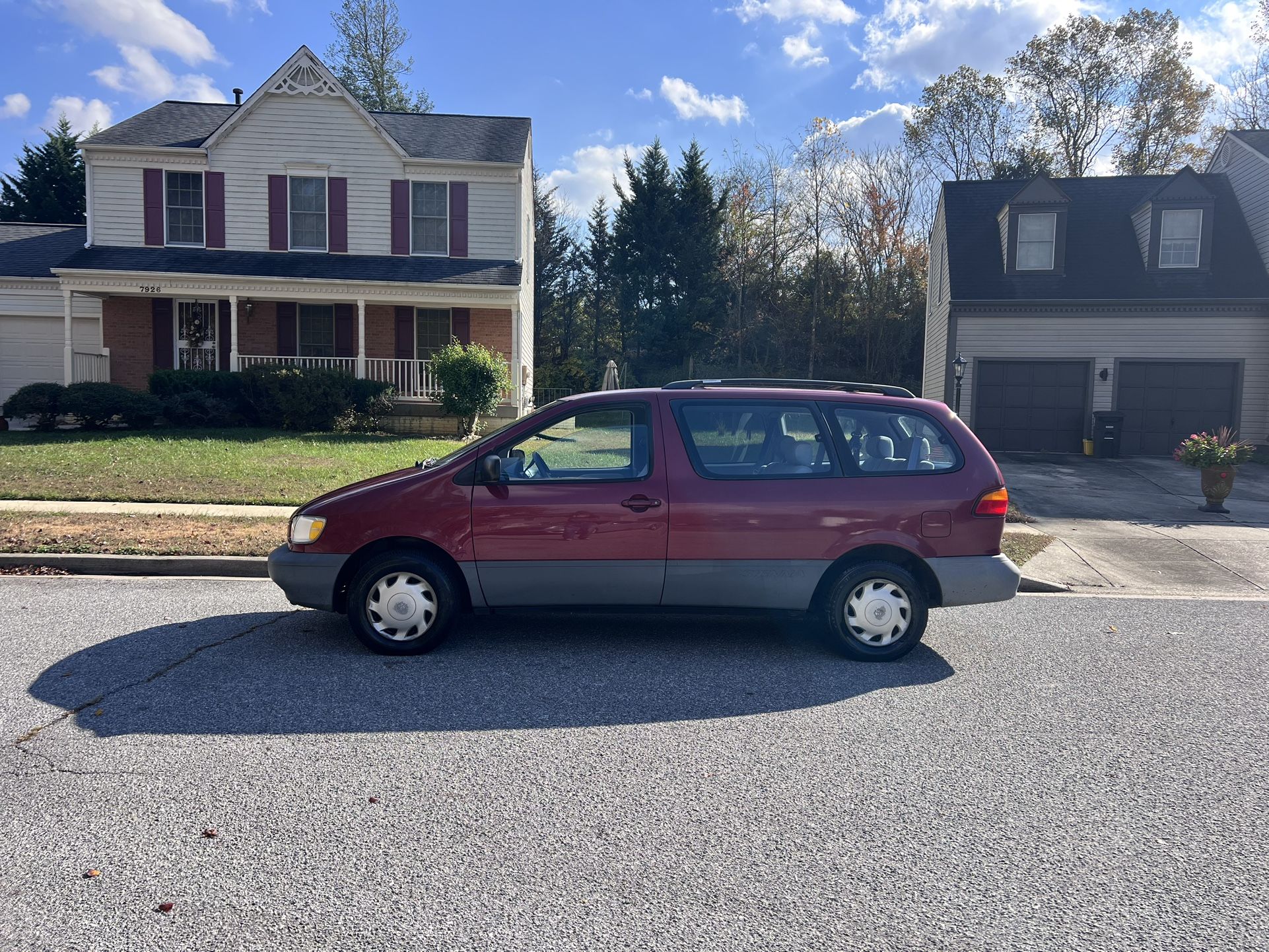 1998 Toyota Sienna
