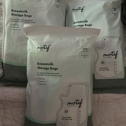 Motif Breast Milk Storage Bags