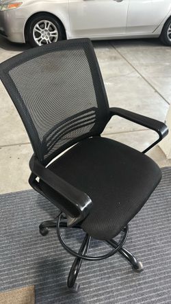 Office chair for high counter black clean  (Tall)