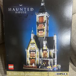 LEGO Haunted House 