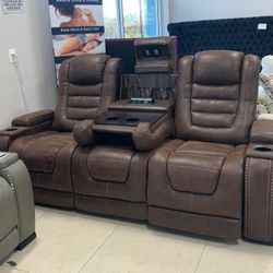 Game Zone Bark Power Reclining Sofa