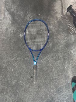Tennis racket