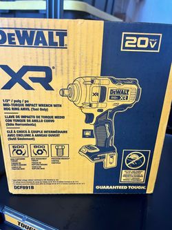 DEWALT 20V XR 1/2" Impact Wrench DCF891B