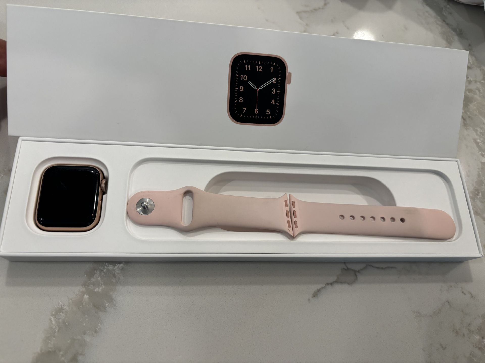 Apple Watch SE 40mm Rose Gold