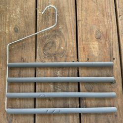 4 Tier Velvet Foam Slack Hanger