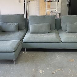 Sofa With Chaise