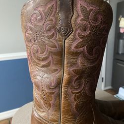 Ariat Womens Boots Size 6.5