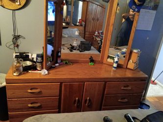 Bedroom set