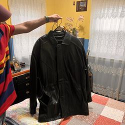 GENUINE LEATHER JACKET SIZE XL