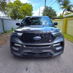 2020 Ford Explorer St