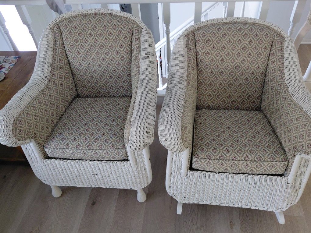 Antique Wicker Furniture Chair And Rocker Set