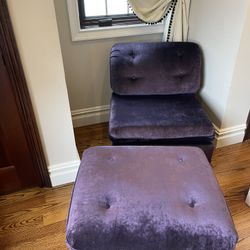 Chair And Ottoman   Mint Condition 