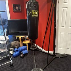 Boxing Bag With Stand