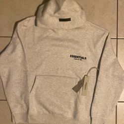 Essential Hoodie 