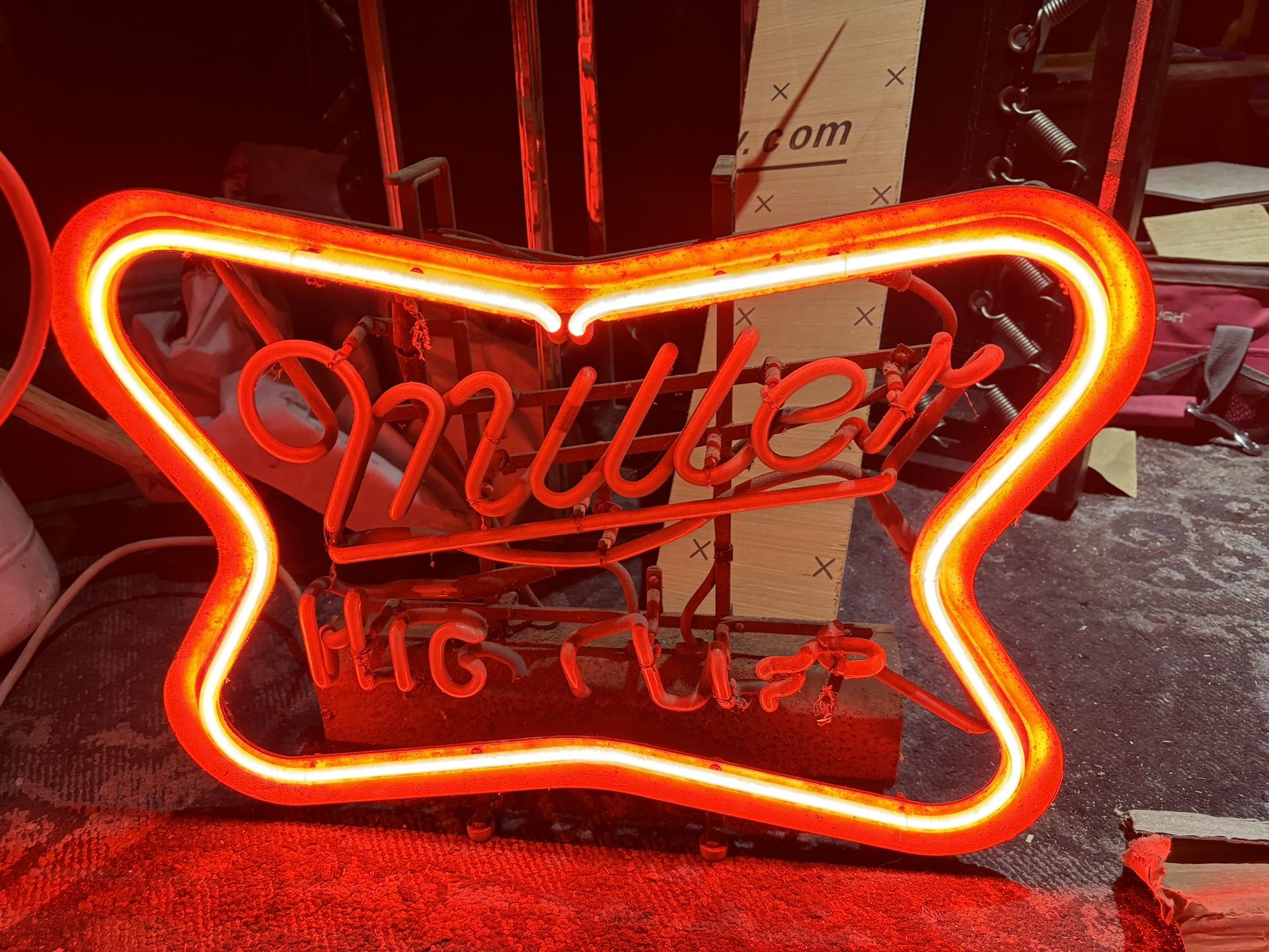 Vintage 1970s miller high life beer flashing motion moving neon light up sign
