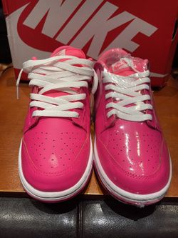 Dunk Low Hyper Pink🔥🔥 Size 9.5 M Used 