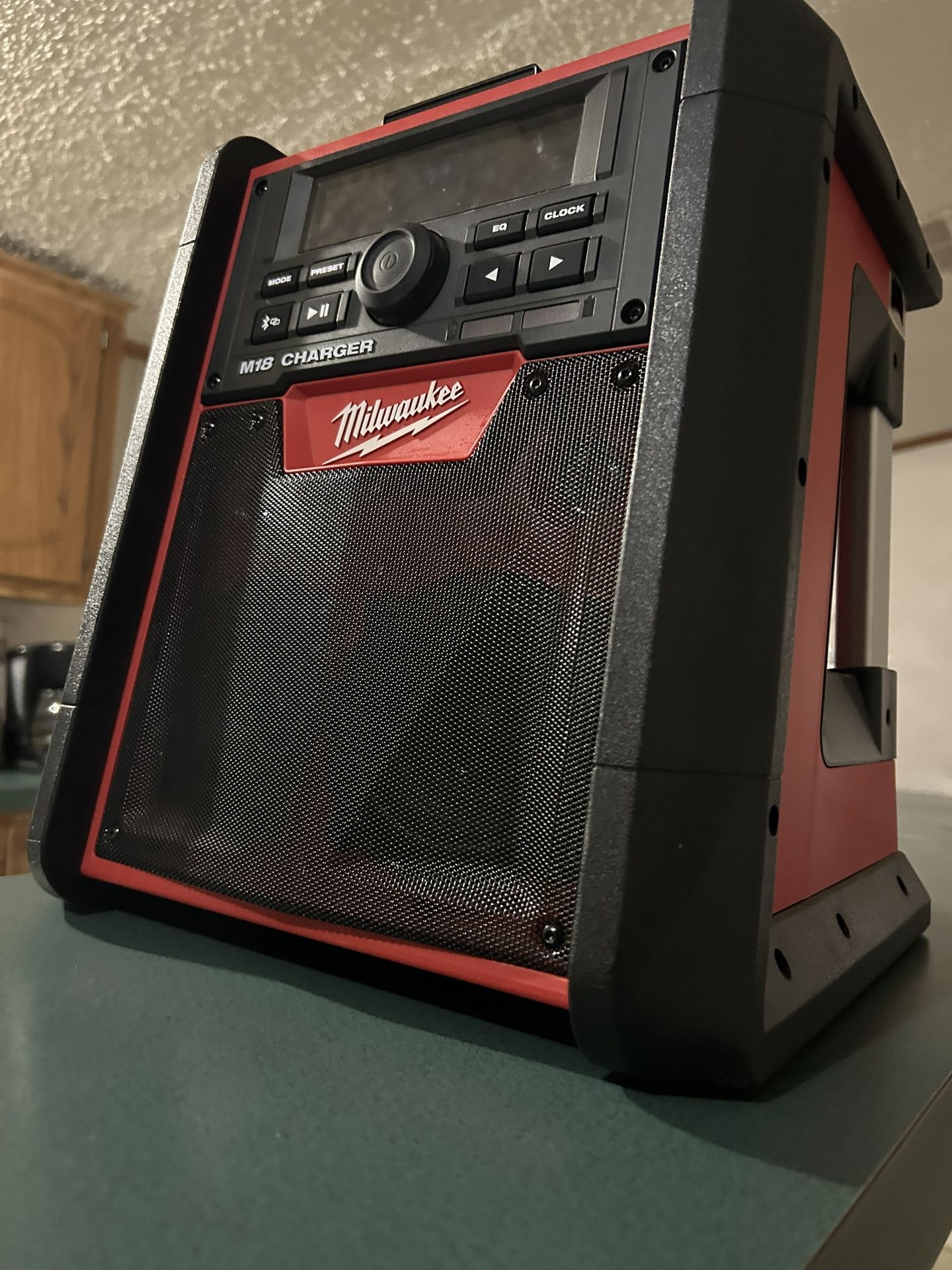 Milwaukee M18 Job-site Radio (Spectacular Condition)