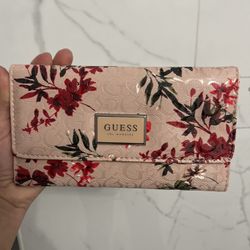 Guess Wallet