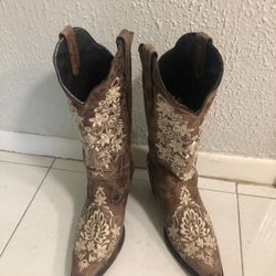 Boots For Women