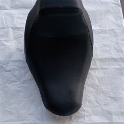 Harley Davidson 2018-2021 M8 FXLRS Low Rider S Solo Seat  SOFTAIL (contact info removed)6    C3
