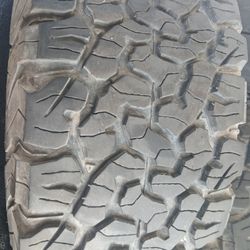 265/70R17 Bfgoodrich Ko2 Tires (4)