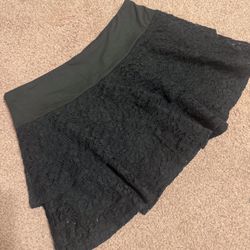 New Medium black lace short ruffle mini skirt stretchy goth gothic emo skort