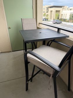 Outdoor Patio Bar-Height Table & 2 Chairs