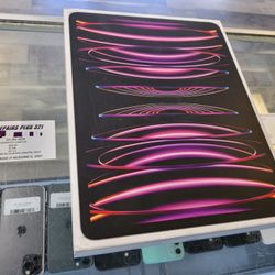 New Black 6th Gen iPad Pro 12.9" 256gb Wifi