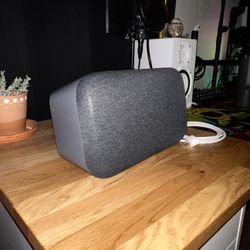 Google Home Max (LIKE NEW)