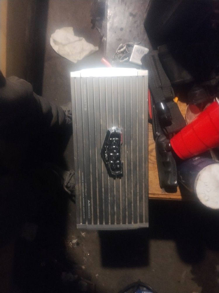 Boss 4000 Watt AmpAR4000D