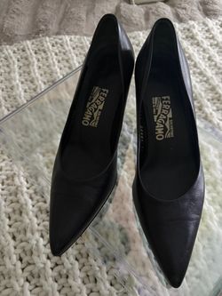 Vintage ferragamo heels