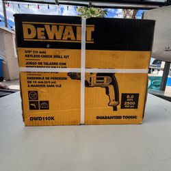 DeWALT, 3/8 (10 mm) Keyless Chuck Drill Kit! 